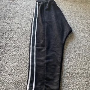 Zara Men’s black joggers size medium